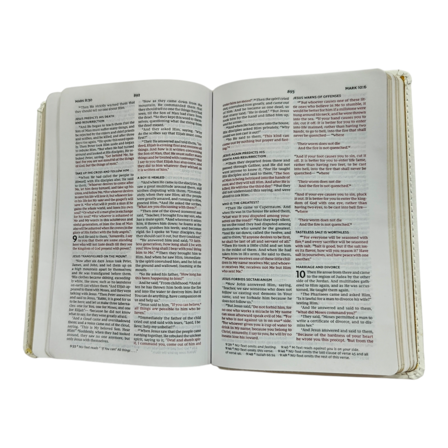 NKJV Bride's Bible, White Leathersoft, Red Letter, Comfort Print (Wedding Keepsake) | English Bible, Holy Bible