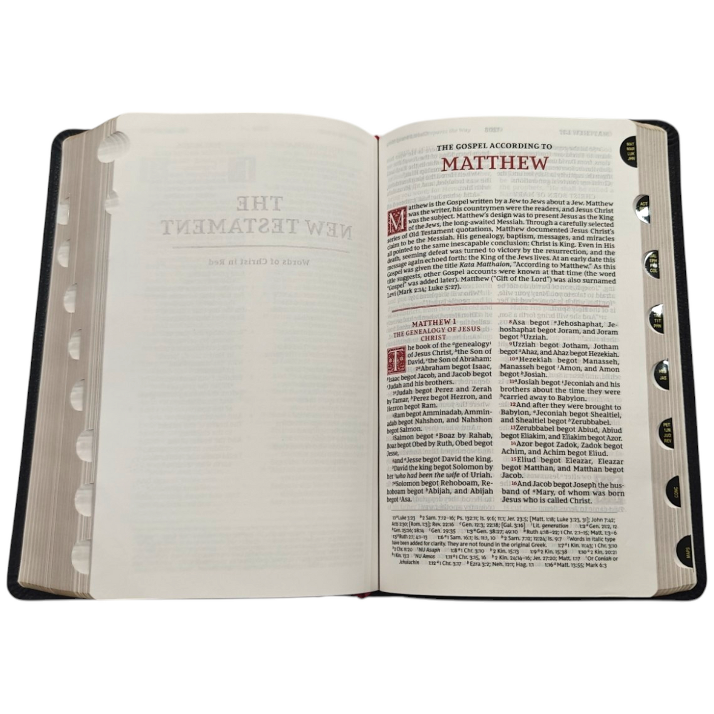 NKJV, Personal Size Reference Bible, Sovereign Collection, Leathersoft, Black, Red Letter, Comfort Print: Holy Bible, New King James Version |