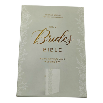 NKJV Bride's Bible, White Leathersoft, Red Letter, Comfort Print (Wedding Keepsake) | English Bible, Holy Bible