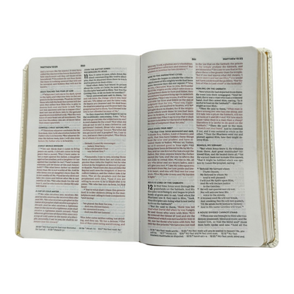 NKJV Bride's Bible, White Leathersoft, Red Letter, Comfort Print (Wedding Keepsake) | English Bible, Holy Bible