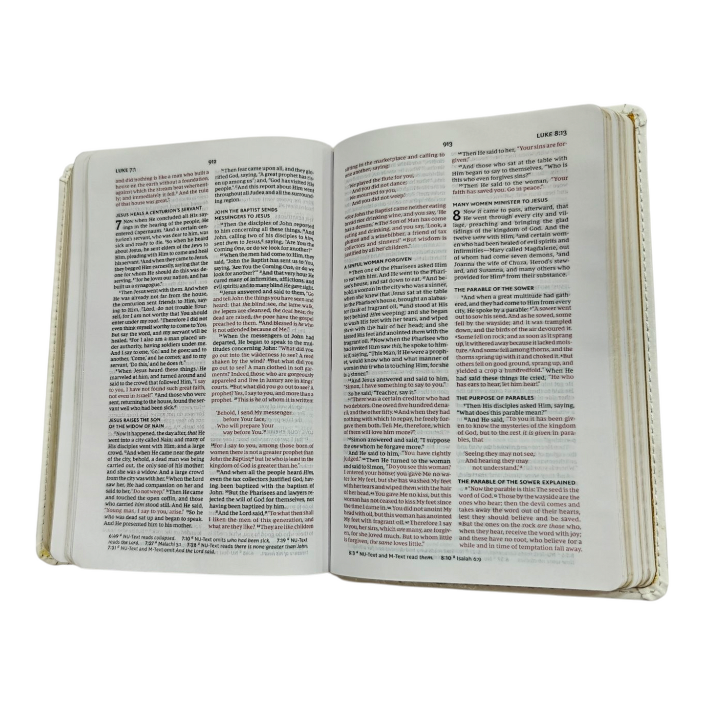 NKJV Bride's Bible, White Leathersoft, Red Letter, Comfort Print (Wedding Keepsake) | English Bible, Holy Bible