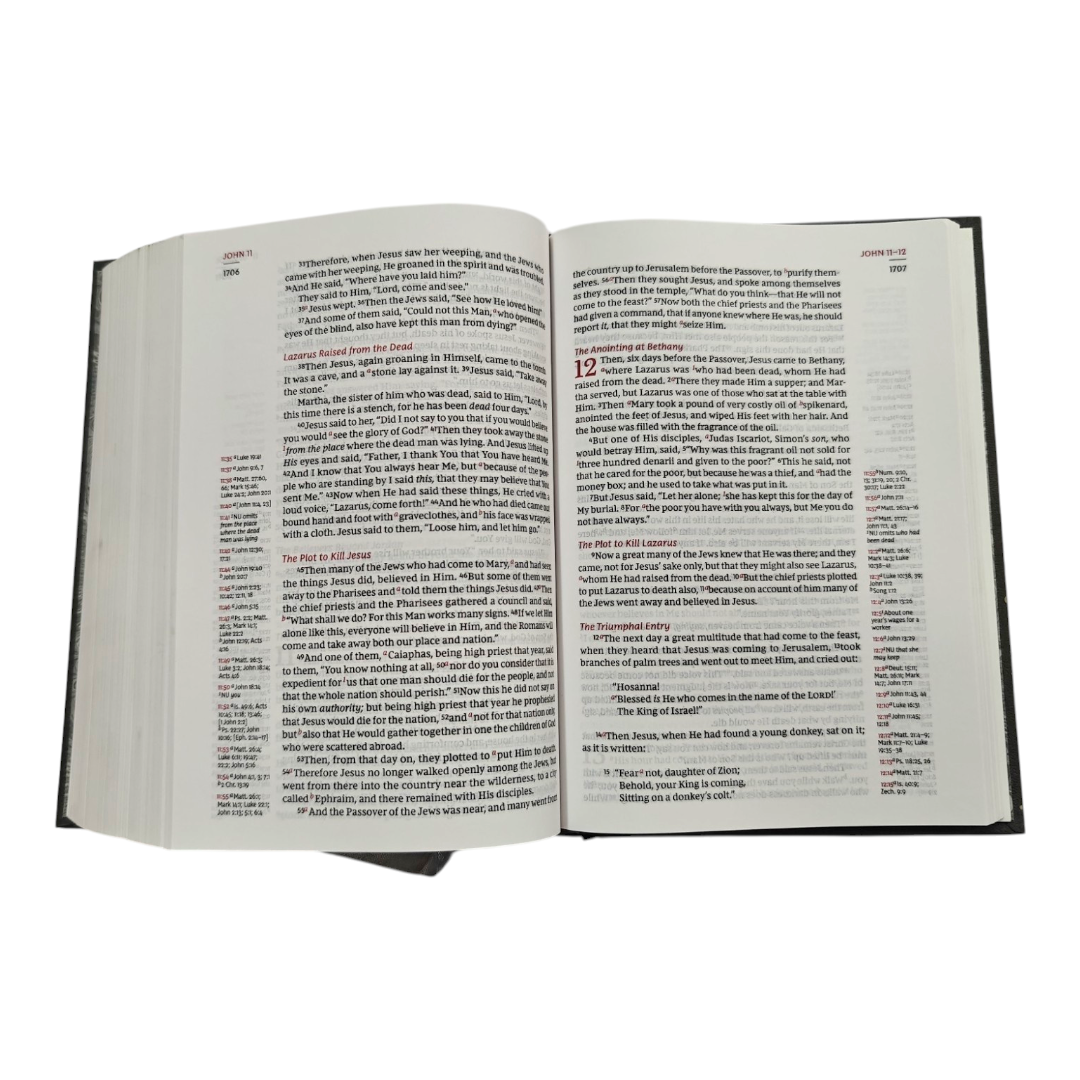 NKJV Compact Single-Column Reference Bible, Comfort Print (72,000+ Cross-References) | Study Bible, Reference Bible | Holy Bible