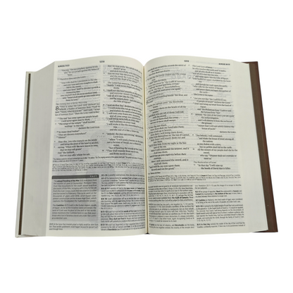 ESV Global Study Bible, 12,000 Study Notes, Global Articles, Maps & Cross-References for Christians Everywhere (English Standard Version,