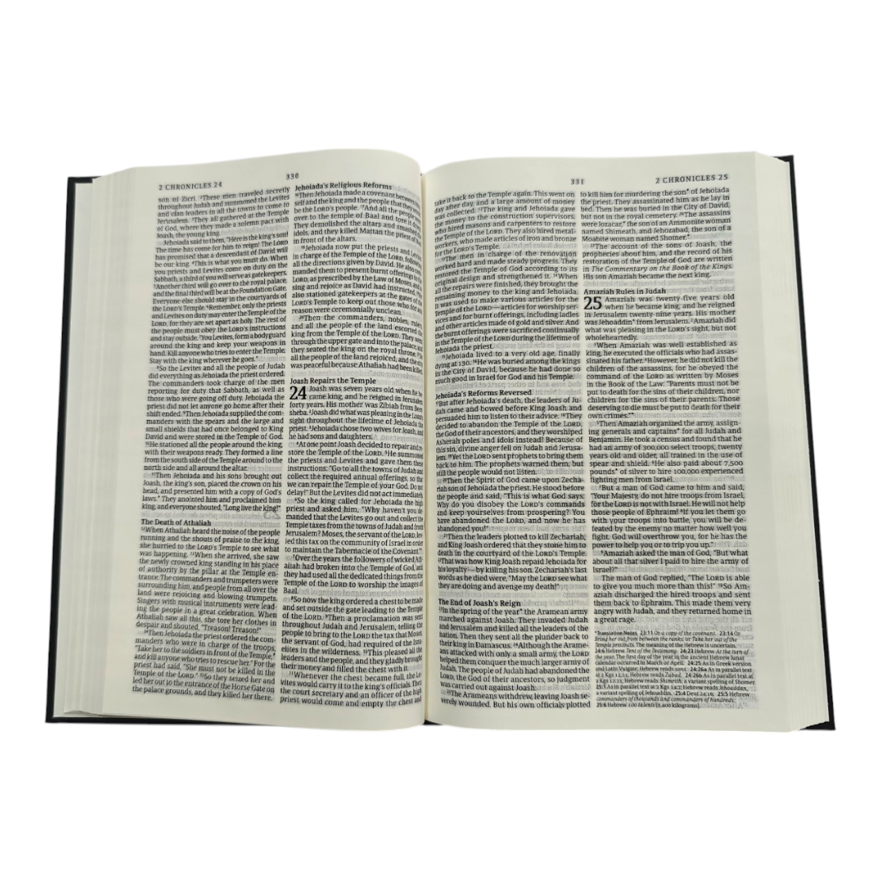 NLT Holy Bible, New Living Translation, Clear, Accurate & Easy-to-Read Bible for Daily Reading & Study (Complete Old & New Testament) | English