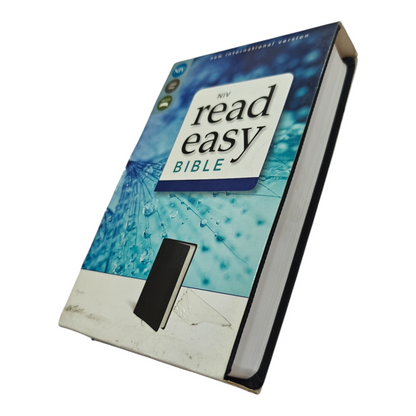 NIV ReadEasy Bible, Large Print, Leathersoft, Red Letter Edition, Complete New International Version with Lay-Flat Cover & 10.5pt Type | English