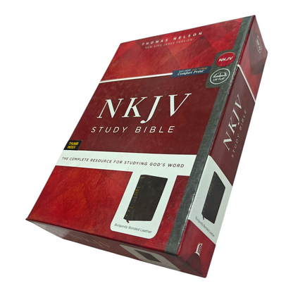 NKJV Study Bible, Leathersoft, Brown, Thumb Indexed, Comfort Print | Study Bible, Reference Bible | Holy Bible