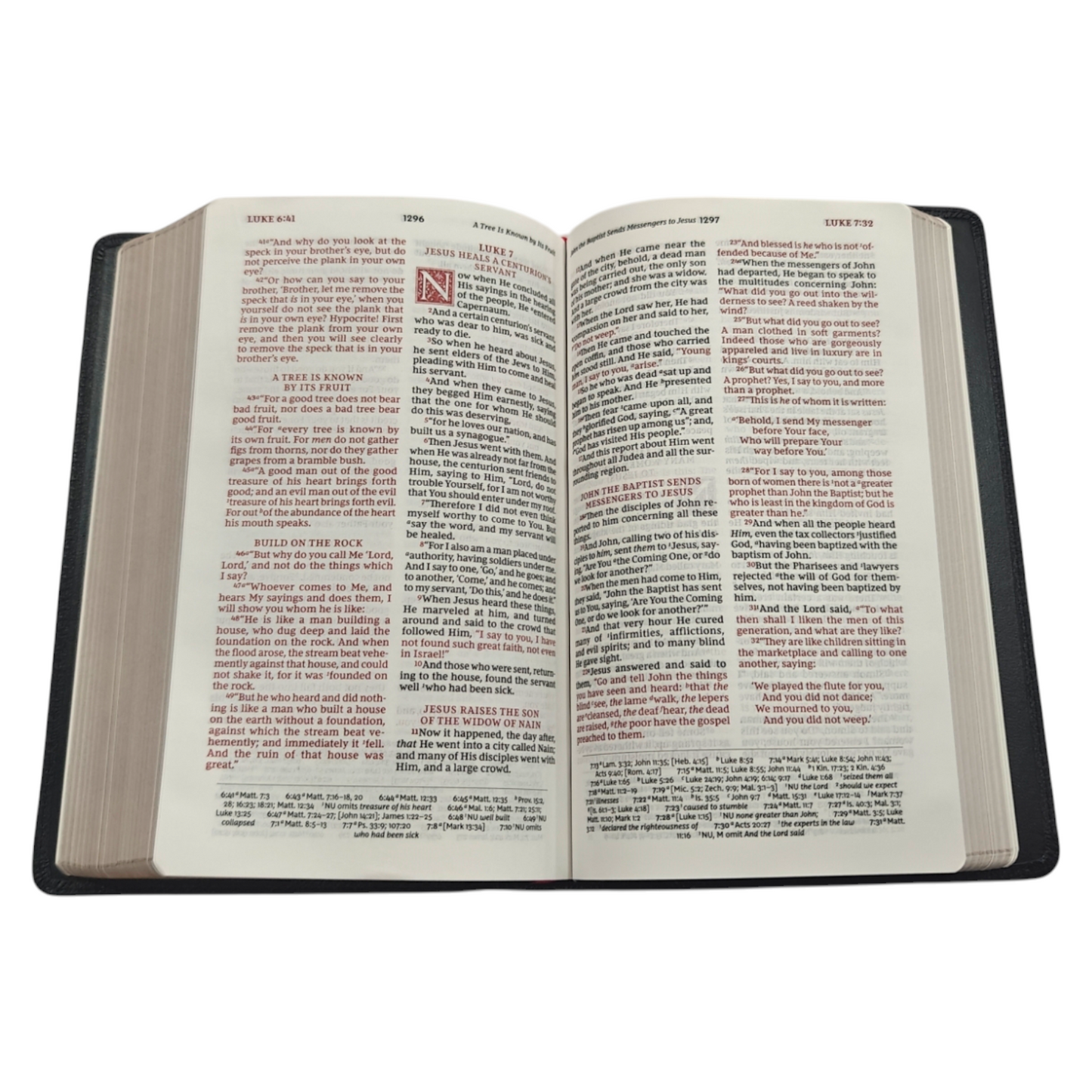 NKJV, Personal Size Reference Bible (Sovereign Collection, Thumb-Indexed, Brown) | Study Bible, Reference Bible | Holy Bible