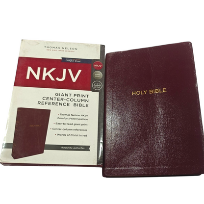 NKJV, Reference Bible, Center-Column Giant Print, Leather-Look, Burgundy, Red Letter Edition, Comfort Print | Study Bible, Reference Bible | Holy