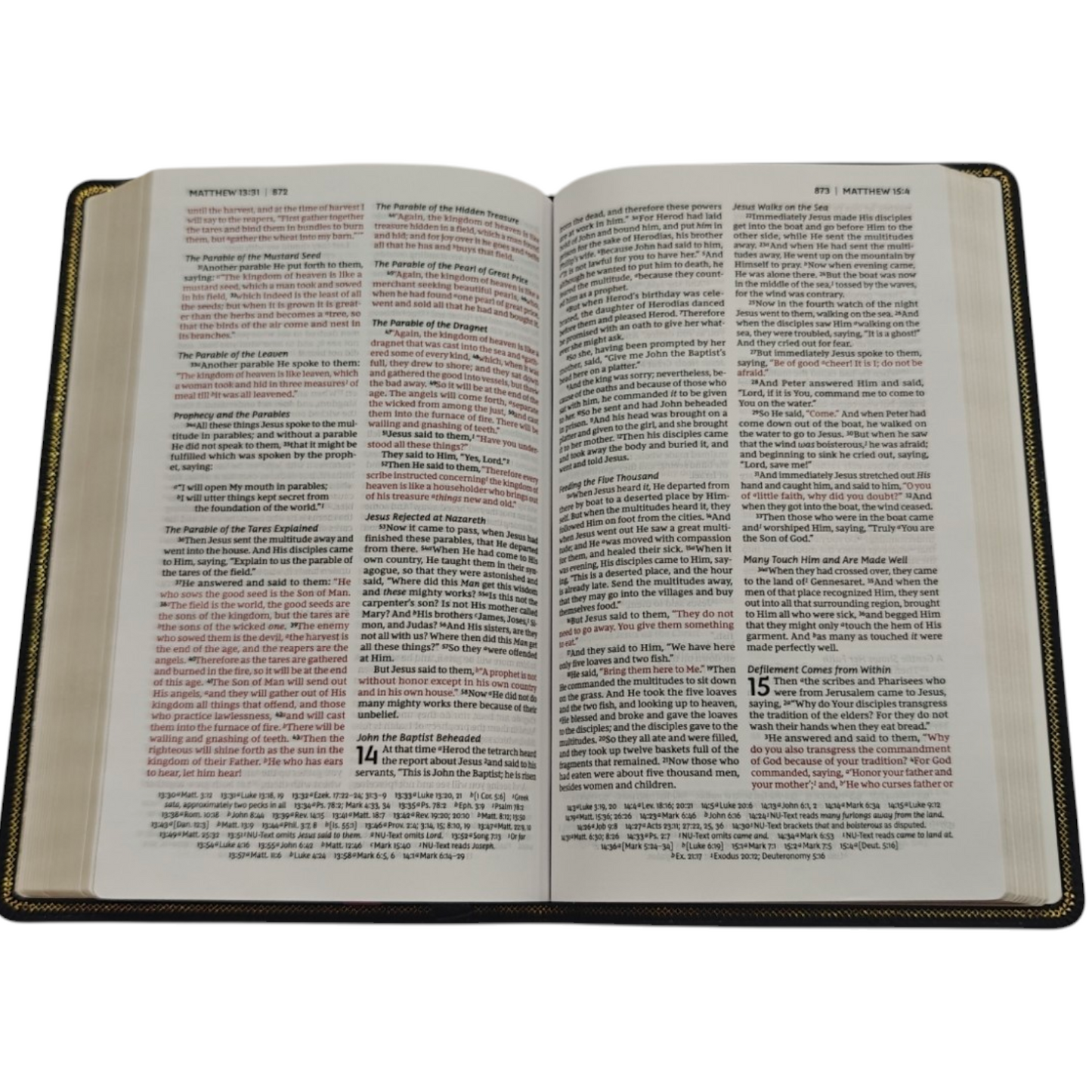 NKJV Thinline Reference Bible, Leather-Look, Burgundy, Red Letter Edition, Comfort Print | Study Bible, Reference Bible | Holy Bible