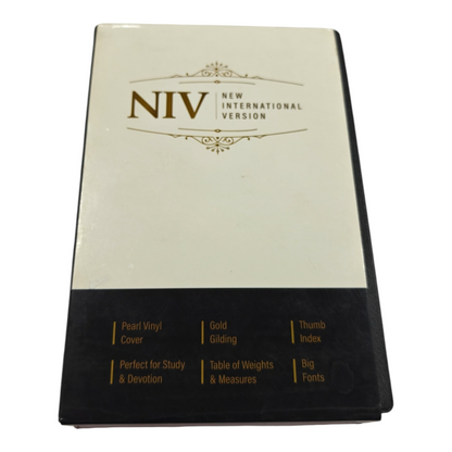 NIV Giant Print Bible, Thumb Index, Gold Gilt Edges, Black | English Bible, Holy Bible