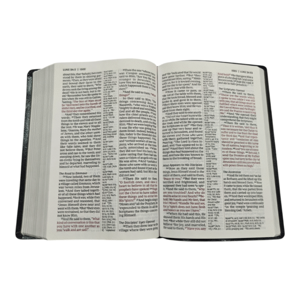 Read Comfortably, Study Deeply: The NKJV Giant Print Reference Bible (Center-Column) - Image 5