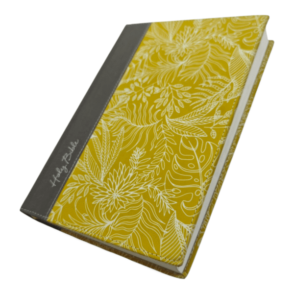 Nkjv large print ultraslim reference bible (1)