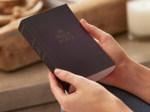 Compact New King James Version Bible with 43,000 cross references and red letter print.