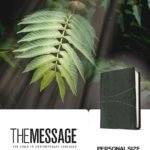 The Message Bible: Personal Size Edition - Black Wave Leather-Look Cover (ISBN: 9781631465284)