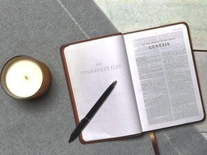 KJV Compact Value Thinline Bible, Purple Leathersoft Cover, ISBN 9780785225850