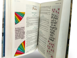 KJV, Beautiful Word Bible, Cloth over Board, Multi-color Floral, Red Letter Edition: 500 Full-Color Illustrated Verses Hardcover
