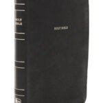 NKJV Reference Study Bible, Super Giant Print, Black (Red Letter Edition)