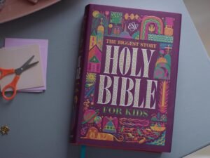 A Bible storybook for kids, ESV The Biggest Story: Holy Bible for Kids, with ESV translation